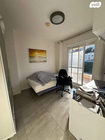 דירה, הלוטם, רמות יצחק, נשר