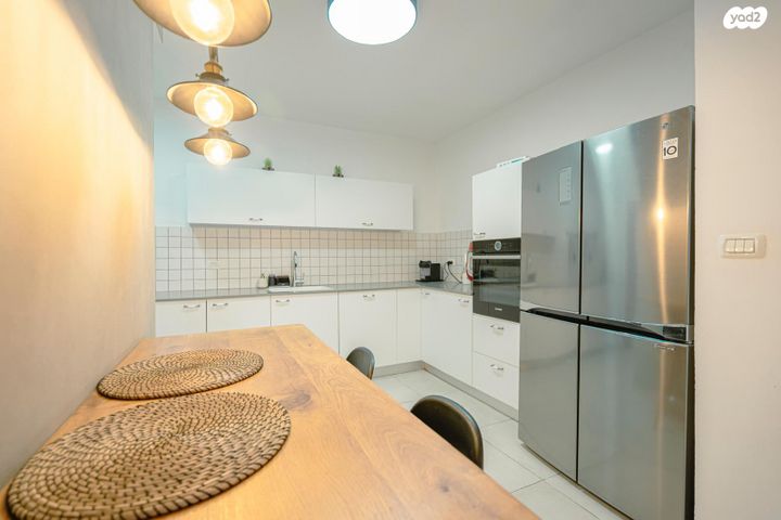 דירת גן, טופז, חריש