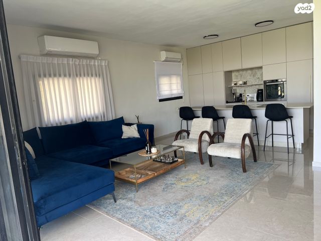 בית פרטי/ קוטג', עדעד, שאר העיר, עומר