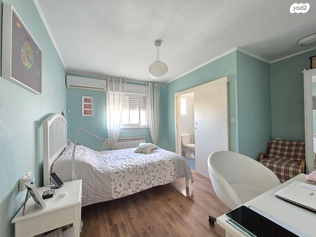 דירה, זאב פלק, חומת שמואל, הר חומה, ירושלים