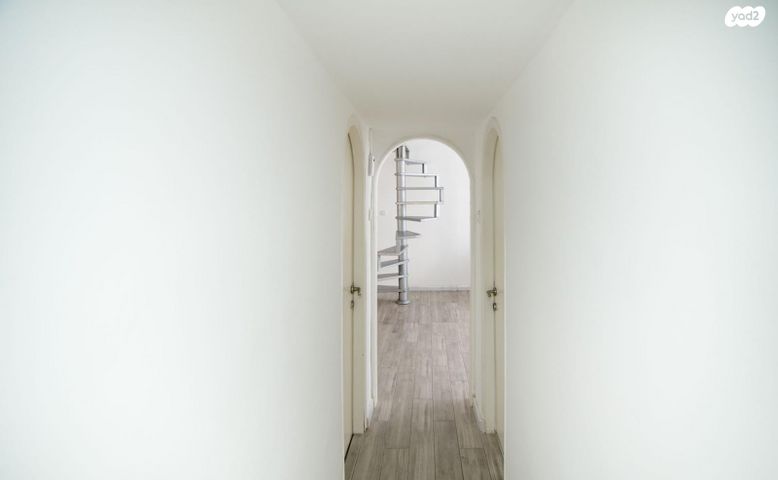 גג/ פנטהאוז, מקס נורדאו 9, בת ים