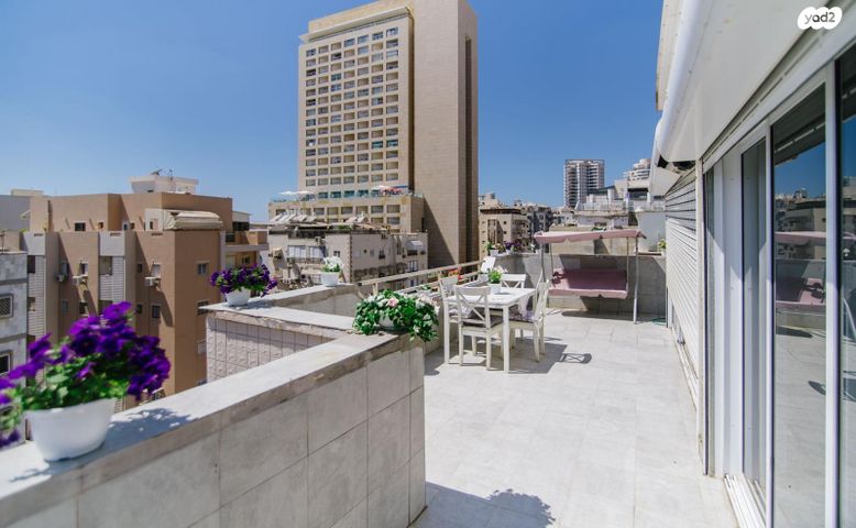 מקס נורדאו 9