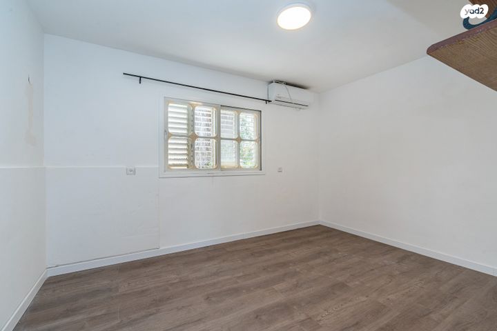 דירה, שבטי ישראל, חדרה