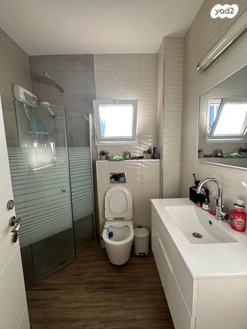 דירה, הלוטם, רמות יצחק, נשר