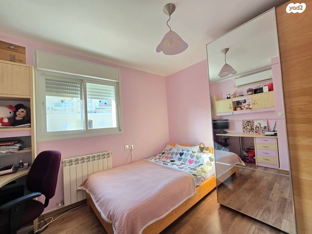 דירה, זאב פלק, חומת שמואל, הר חומה, ירושלים