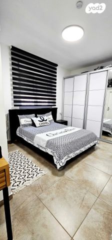 דירה, הרב בן ציון אבא שאול, שדרות