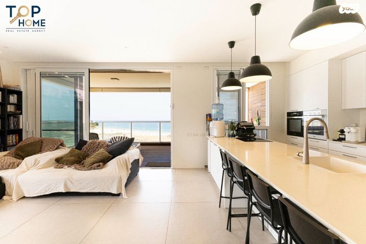 דירה, אהוד מנור, עיר ימים, נתניה