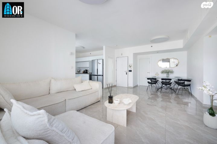 דירה, שדרות האלונים, פארק המושבה, באר יעקב