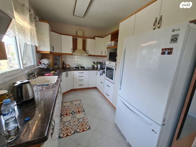 דירה, שמעון רייך, עיר, מרכז העיר, נהריה