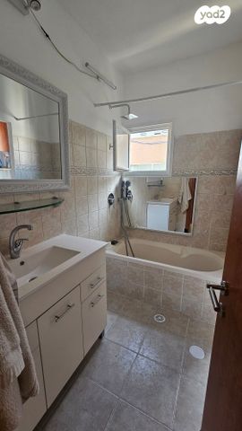 דירה, אחד העם, בת ים