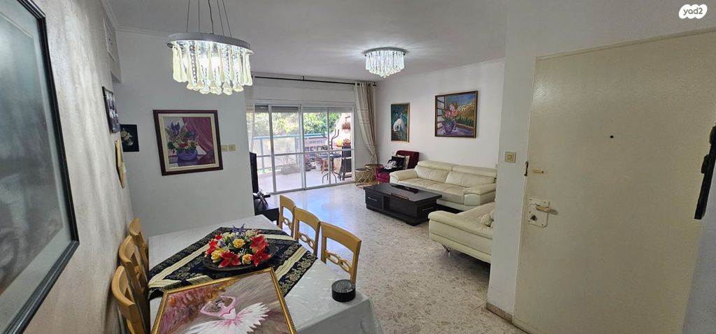 דירה, קרית מוצקין