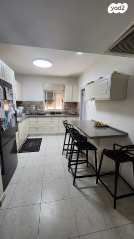 דירת גן, שדרות הערים התאומות, רמות הרכס, באר שבע