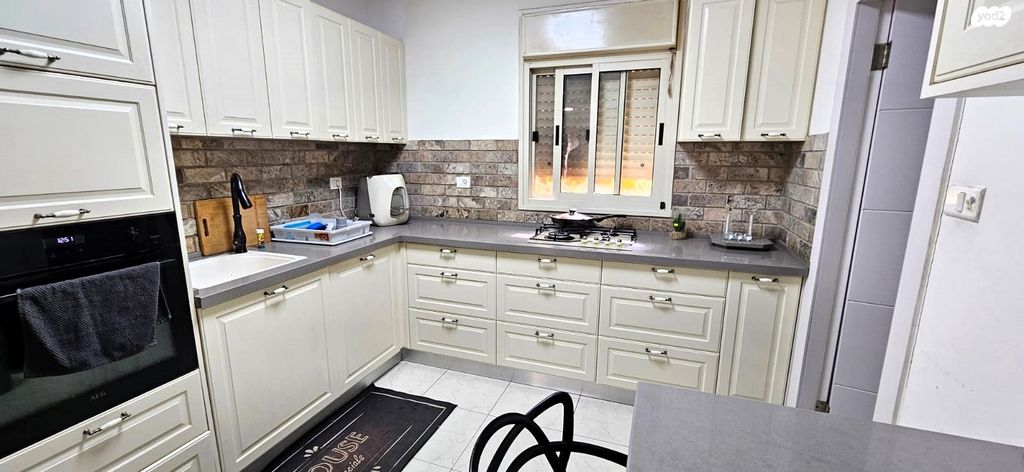 דירת גן, שדרות הערים התאומות, רמות הרכס, באר שבע