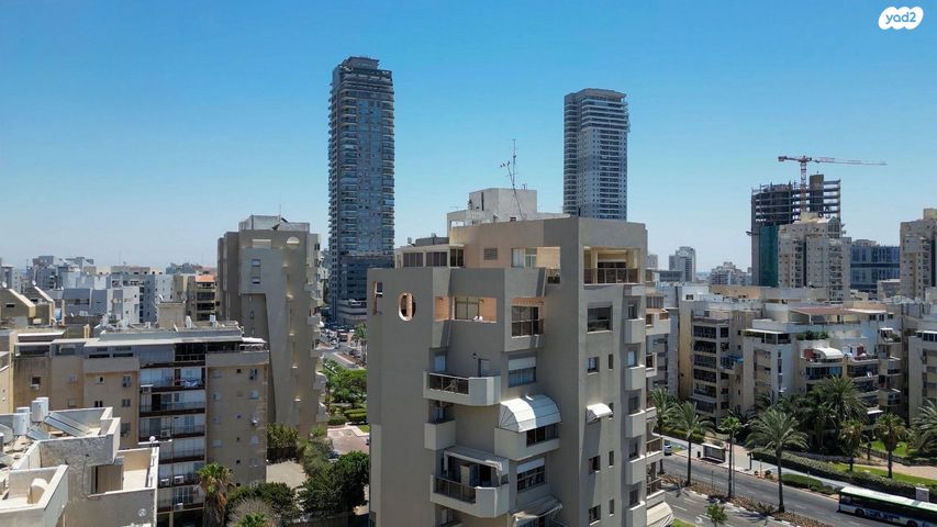 גג/ פנטהאוז, הצוללים, רובע ד', אשדוד