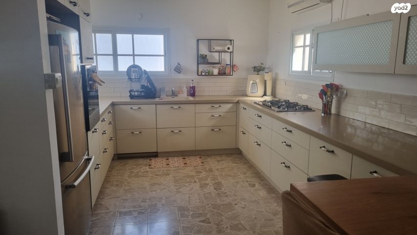 בית פרטי/ קוטג', מיתר / כרמית