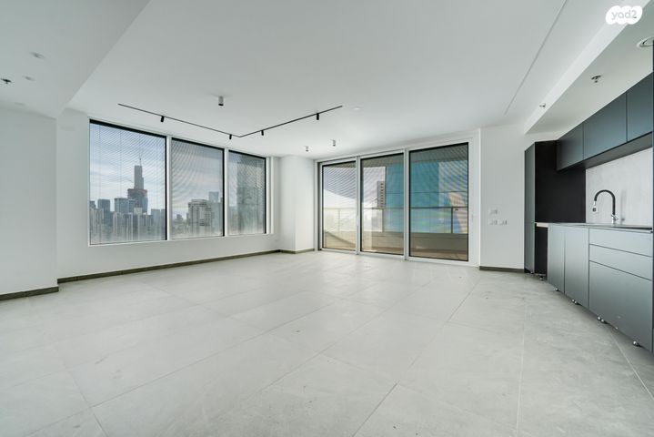 דירה, ארלוזורוב 82, שכונת הראשונים, רמת גן