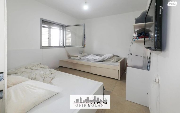 דירה, הרצליה