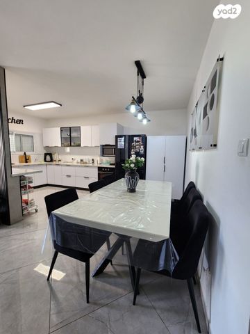 דירה, דב רונאל 13, נווה זאב, נאות אילן, באר שבע