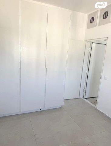 דירה, ז'בוטינסקי, הצפון החדש - כיכר המדינה, תל אביב יפו