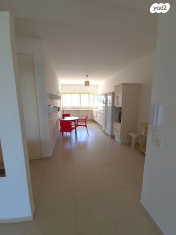 דירה, קלר, מרכז הכרמל, חיפה