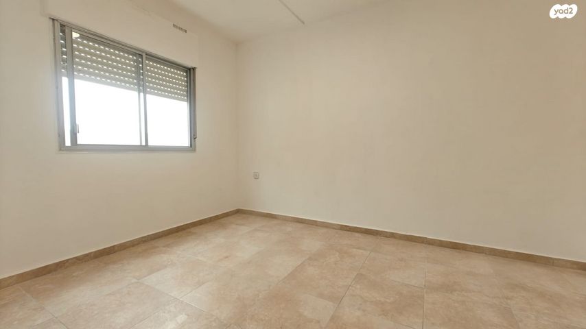 דירה, מגדים, כרמיאל