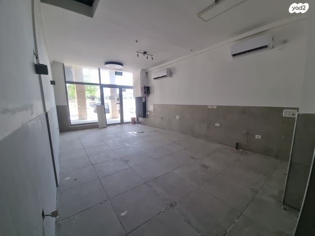 כללי, דרך ארץ 43, אבני חן, חריש