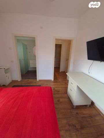 דירה, קלר, מרכז הכרמל, חיפה