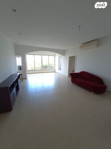 דירה, קלר, מרכז הכרמל, חיפה