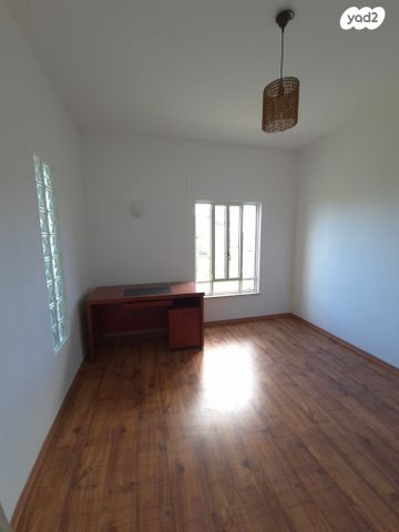 דירה, קלר, מרכז הכרמל, חיפה