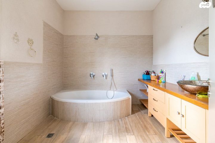 בית פרטי/ קוטג', הקורל, וורבורג, בנימינה גבעת עדה