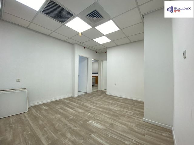 משרדים, ויצמן, מרכז, כפר סבא