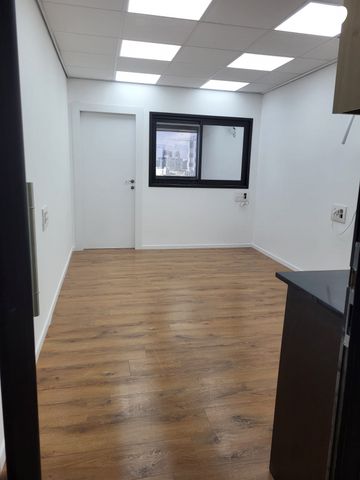 משרדים, דרך מנחם בגין, מונטיפיורי, הרכבת, תל אביב יפו