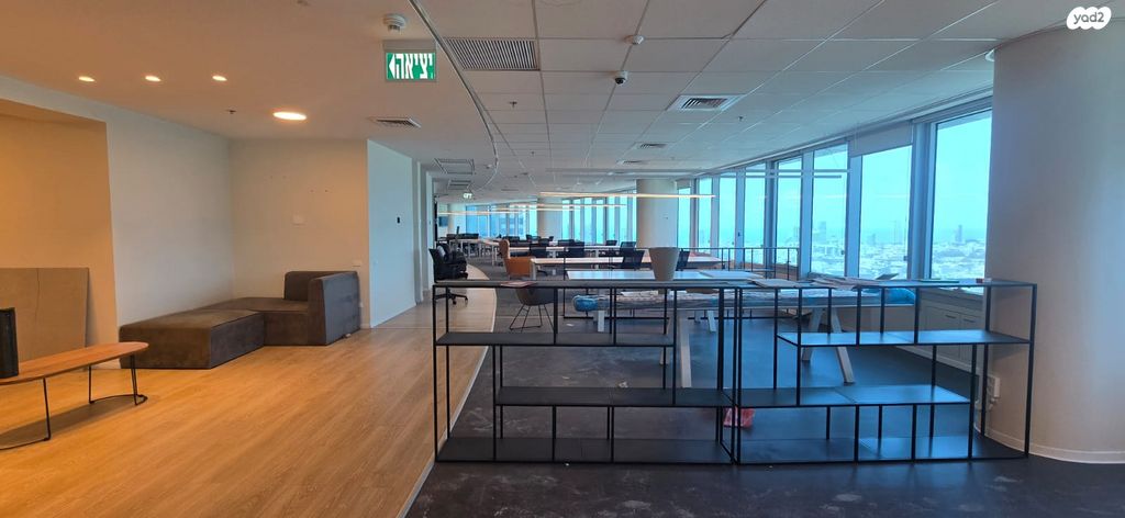 משרדים, דרך מנחם בגין, מונטיפיורי, הרכבת, תל אביב יפו