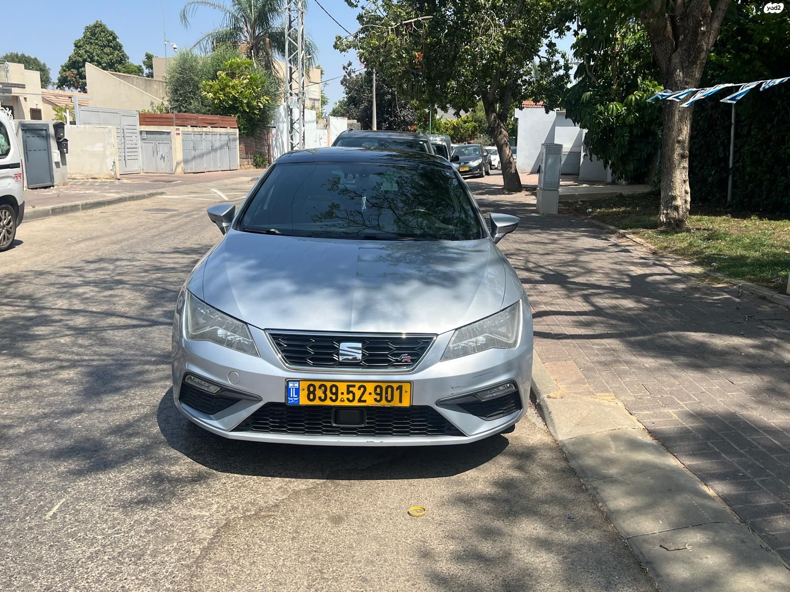מודעת רכב סיאט לאון