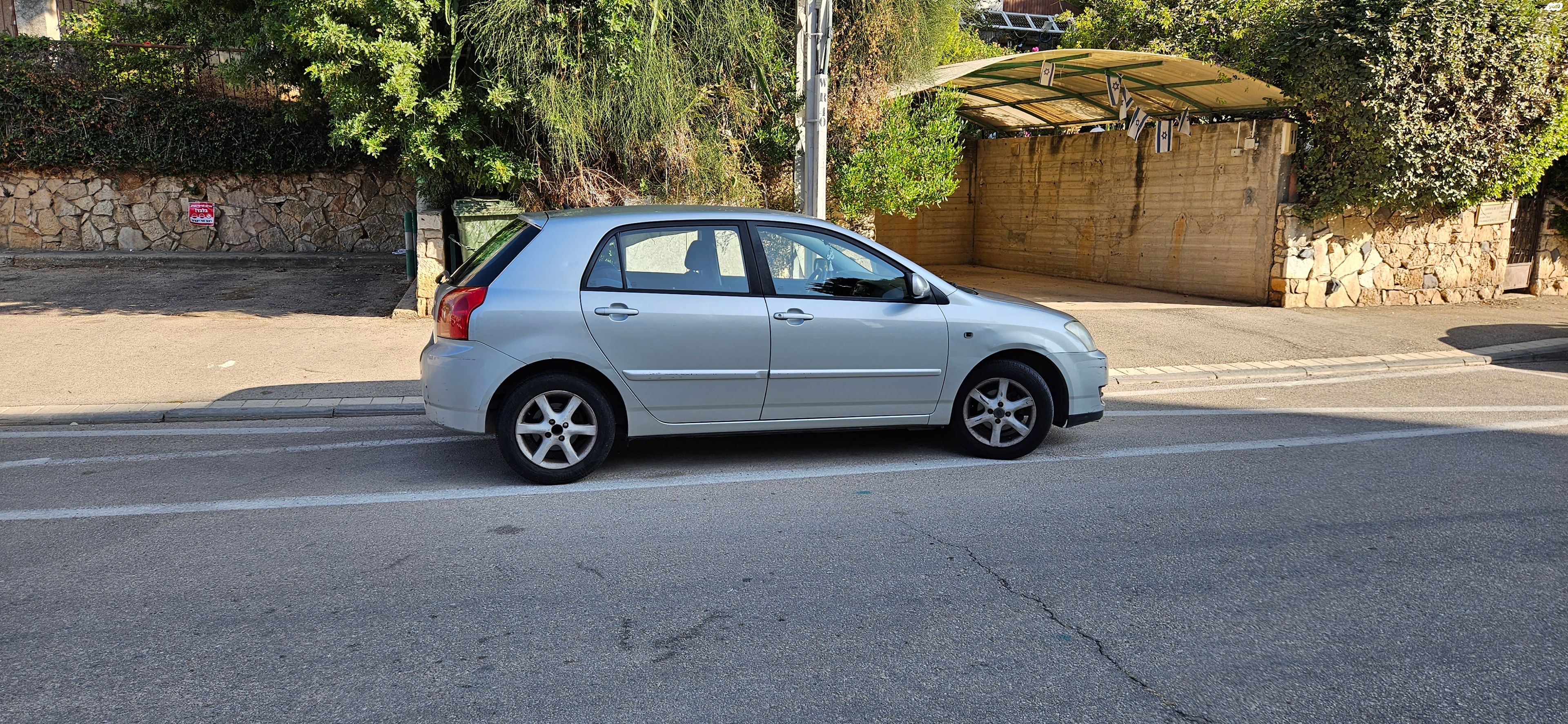 מודעת רכב טויוטה קורולה