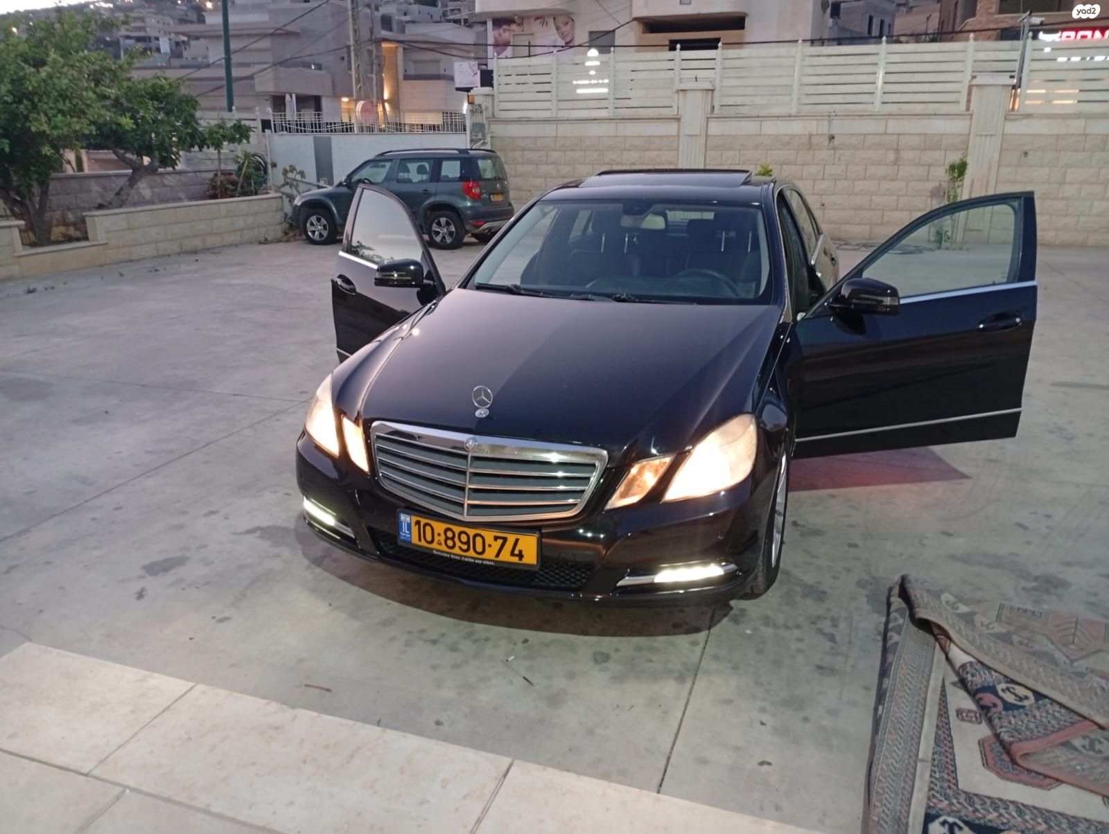 מודעת רכב מרצדס-בנץ E-class