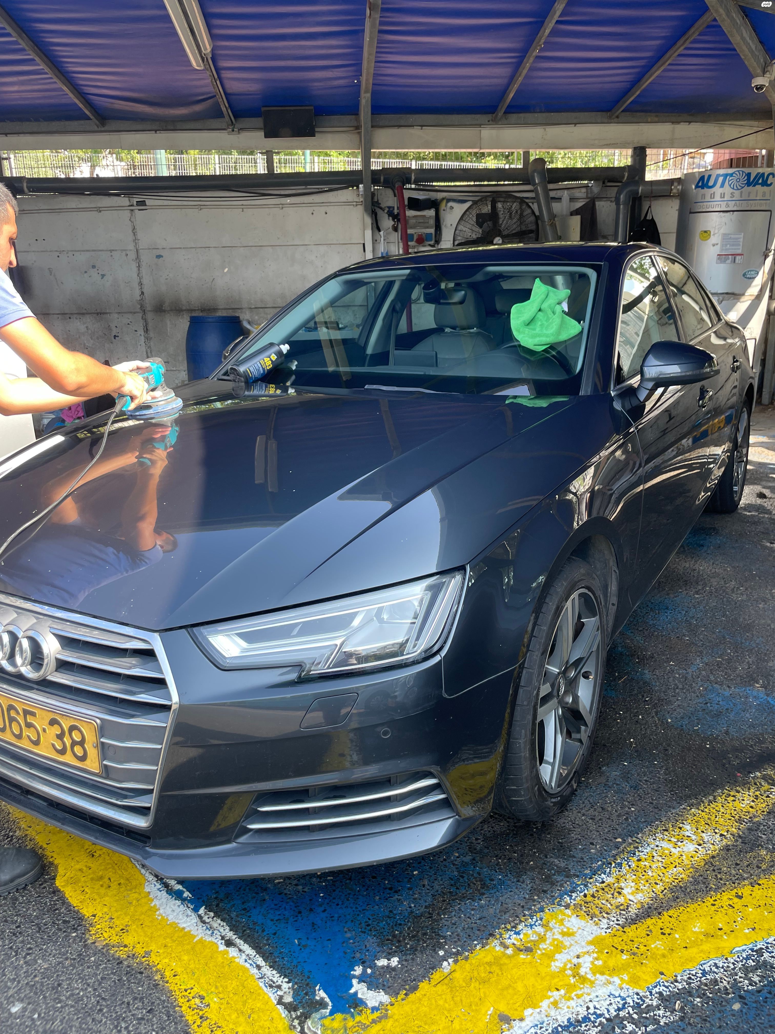 מודעת רכב אאודי A4