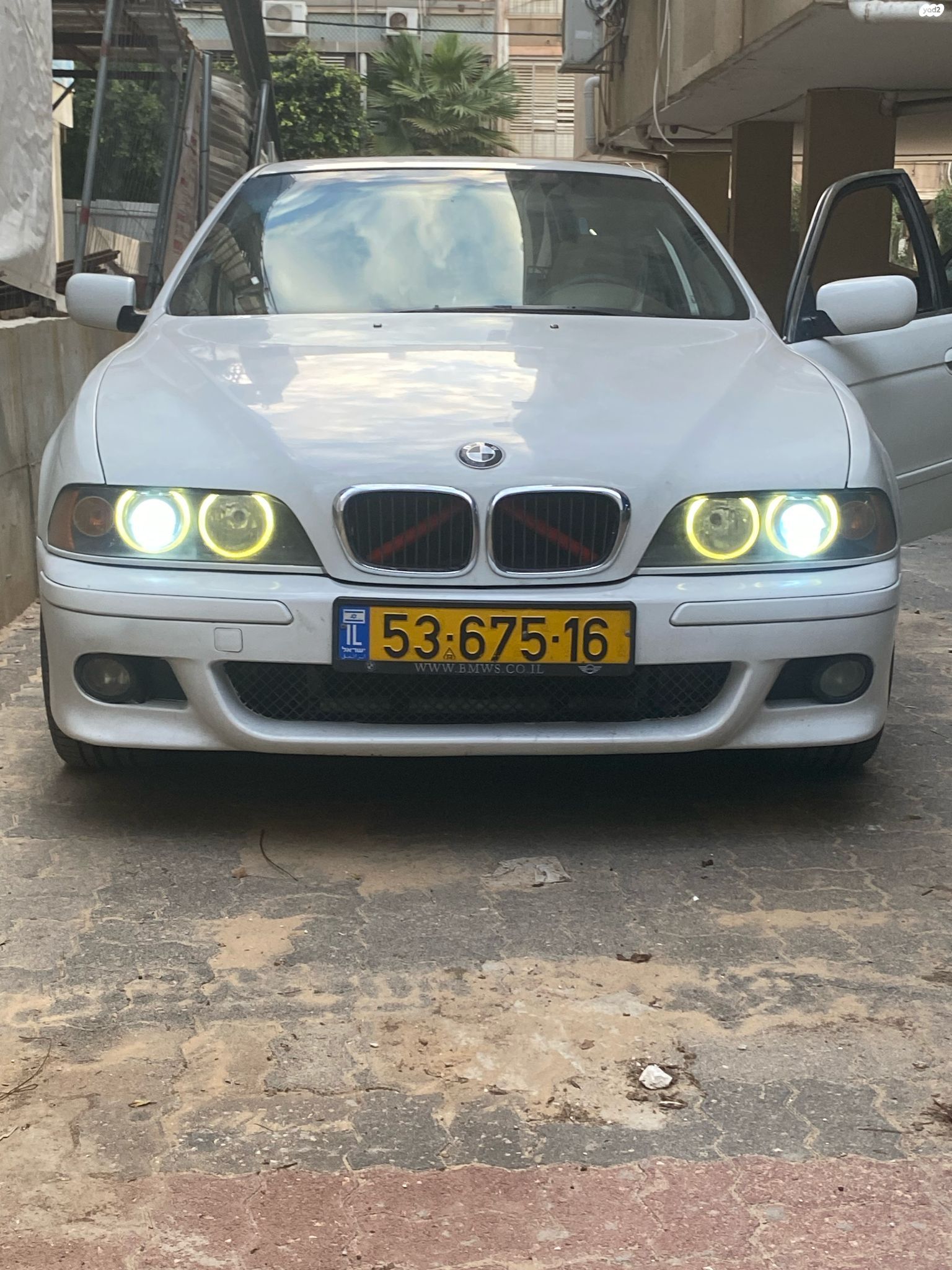 מודעת רכב ב מ וו סדרה 5