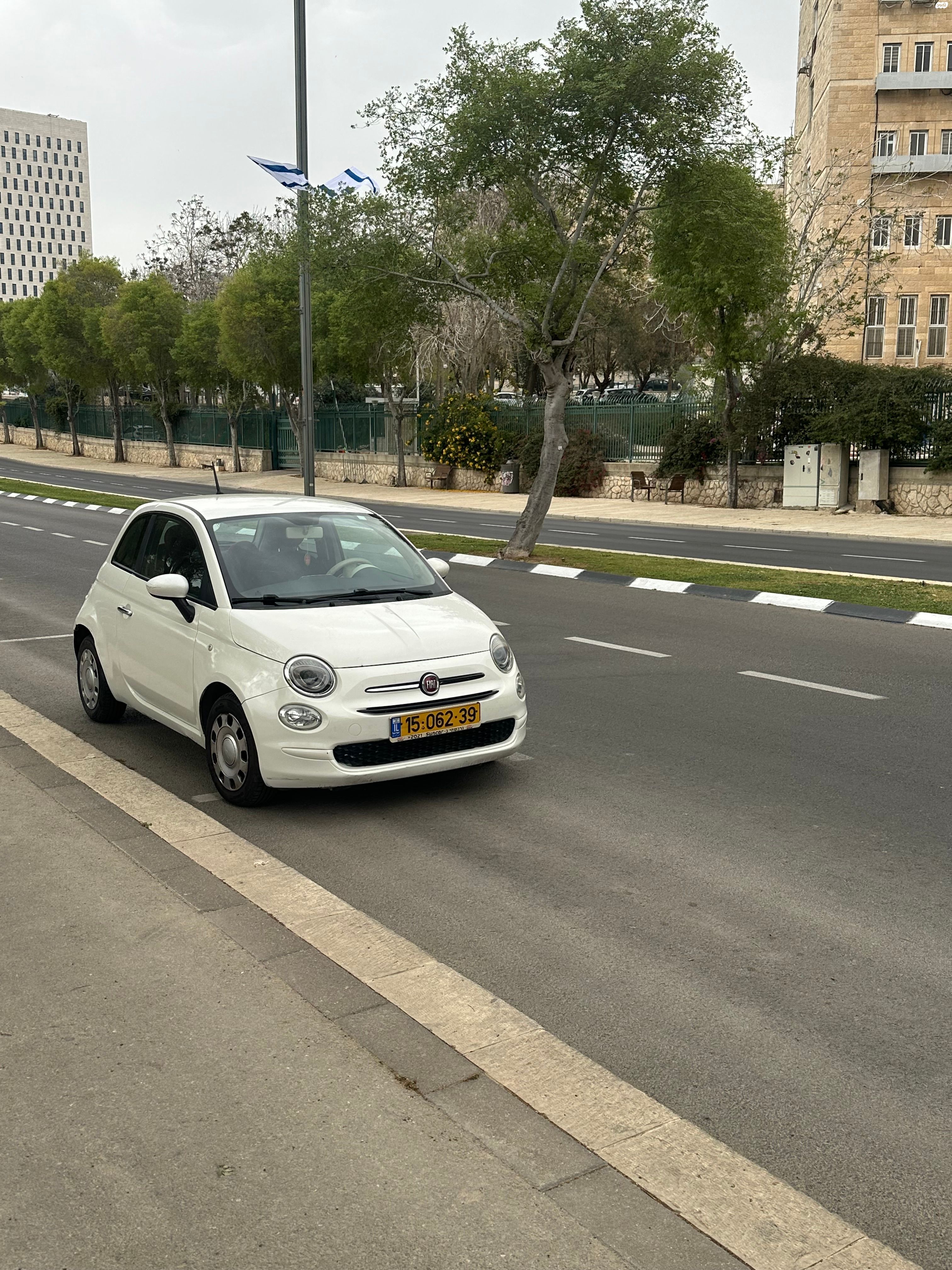 מודעת רכב פיאט 500