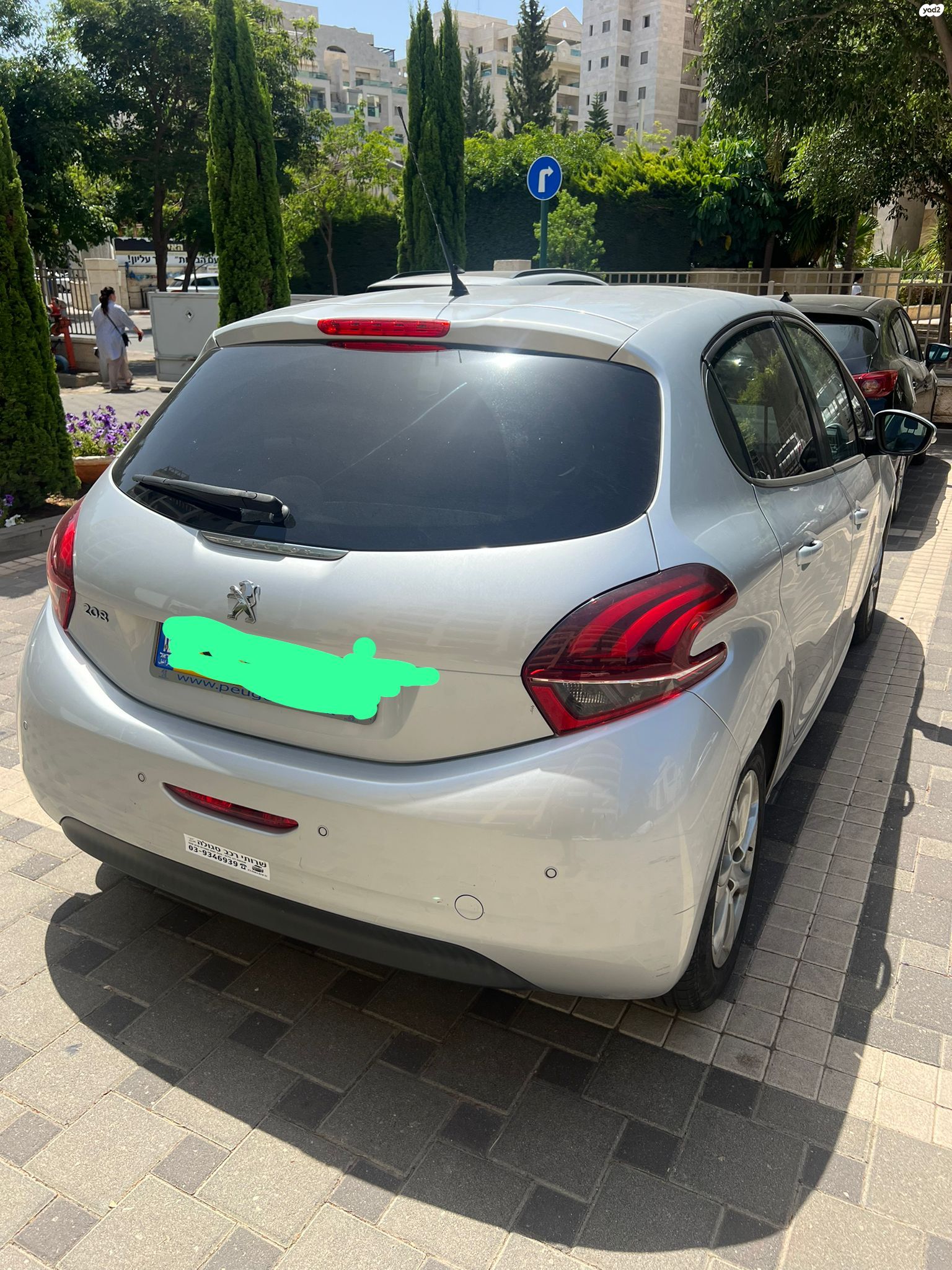 מודעת רכב פיג'ו 208