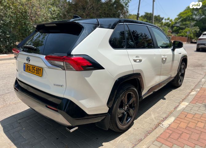 מודעת רכב טויוטה RAV4 2