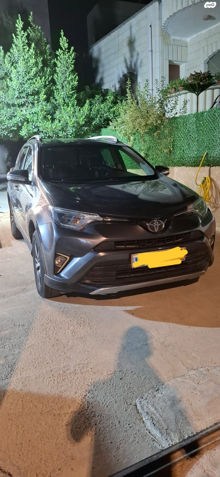 מודעת רכב טויוטה RAV4