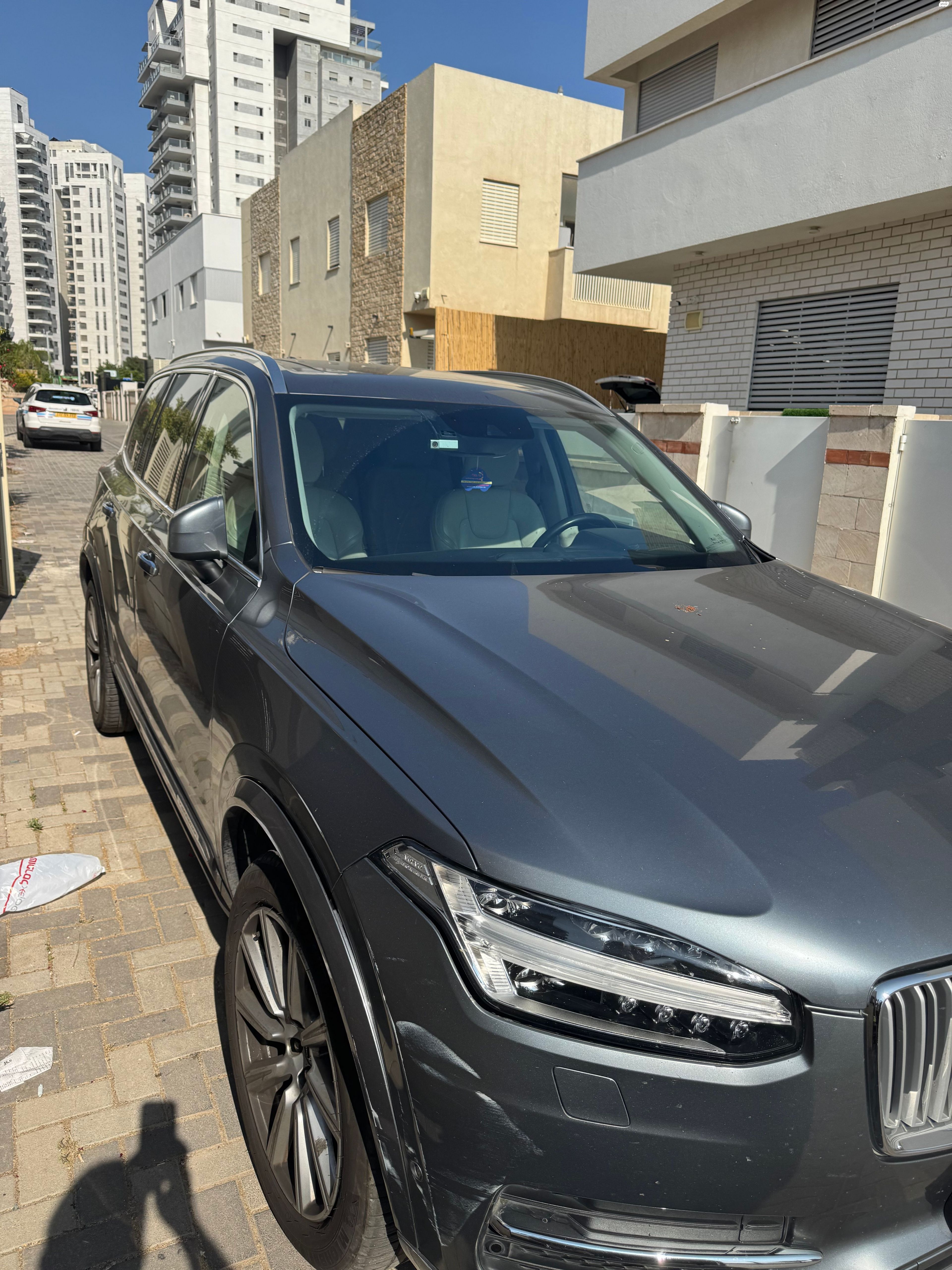 מודעת רכב וולוו XC90