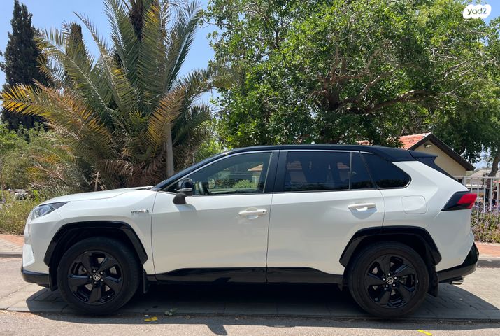 מודעת רכב טויוטה RAV4