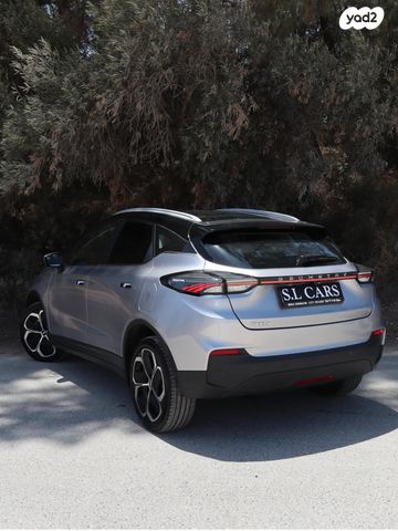 ג׳ילי Geometry C