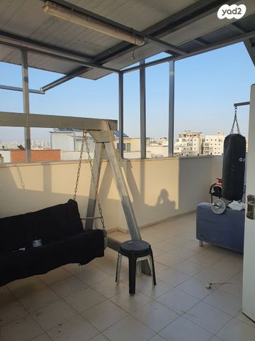 דופלקס, הרב שר 7, גבעת רוקח, בני ברק