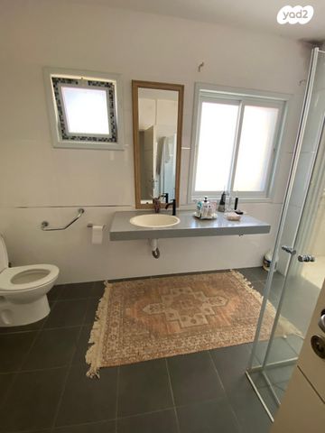 דירה, הרצל 14, שאר העיר, קדימה צורן