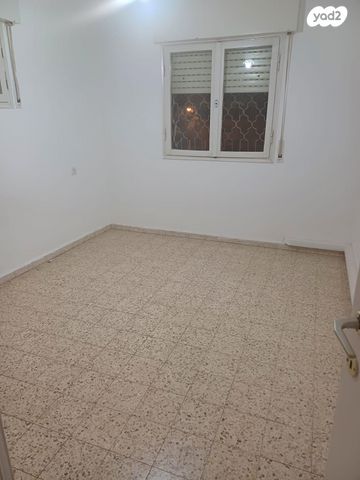 דירה, רחבת הרב קוק 17, שכונה י"א, באר שבע