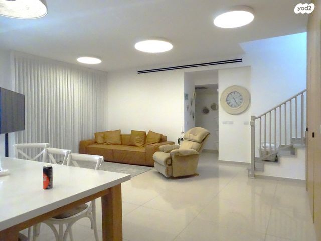 טריפלקס, אקסודוס, מרינה, אשדוד