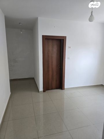 דירה, החרצית, קרית אילון, חולון